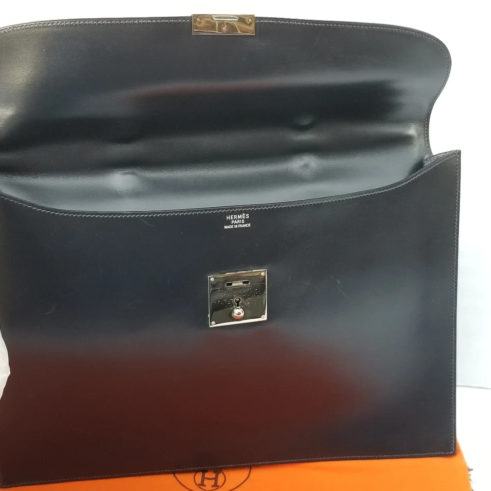 Hermès Paris Sac à dépêches briefcase in dark Navy box leather Vintage